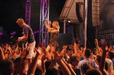 Concert DJ Project si Adela Popescu in Tineretului Costinesti
