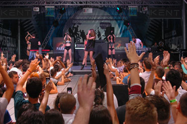 Concert DJ Project si Adela Popescu la Mega Discoteca Tineretului Costinesti